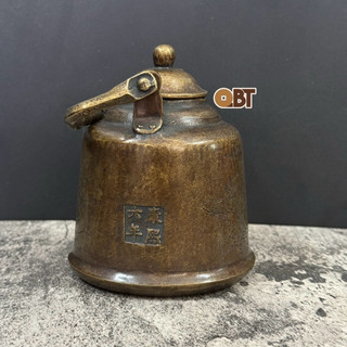 Ấm trà ( có quai sách ) bằng đồng phong thuỷ