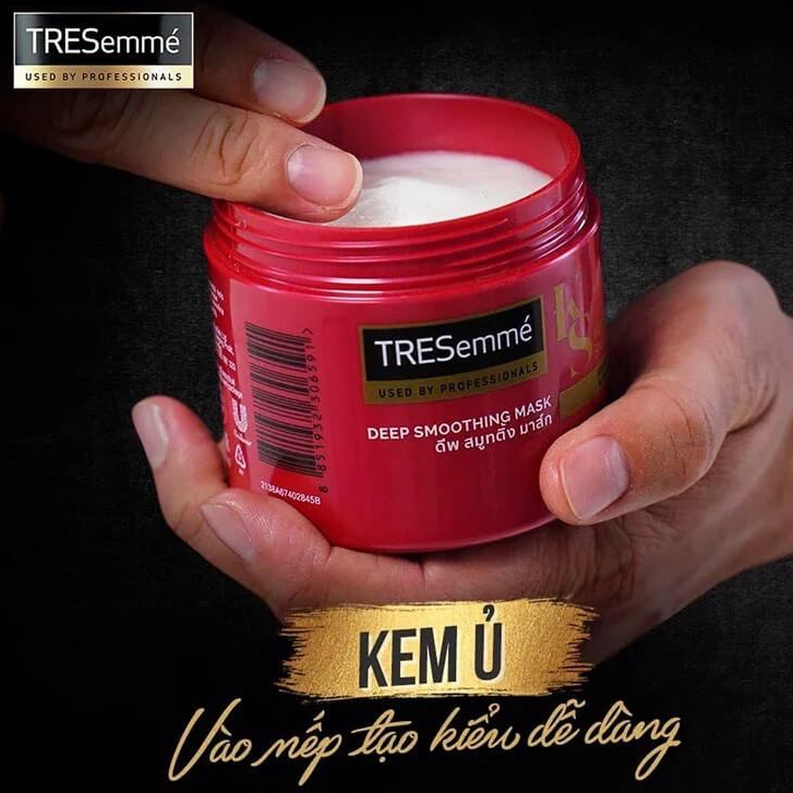 KEM Ủ TÓC TRESEMME KERATIN SMOOTH 180ML