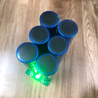 Siêu tụ điện 1400F x 6 kèm mạch cân bằng điện áp