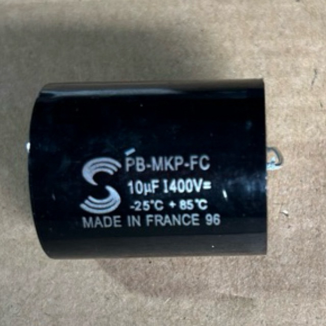 Tụ   phân   tần   loa   10uf 400V