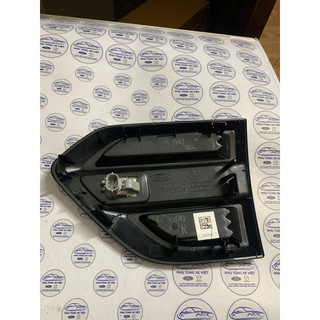 Ốp mang cá (ốp gió tai  xe) Ford Ranger XLS 2015 2016 2017 2018 2019 2020 2021 / bên phụ
