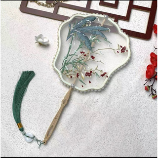 Quạt thêu cao cấp hàng có sẵn