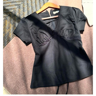 áo Kiểu Mira phối ren ( chất linen)
