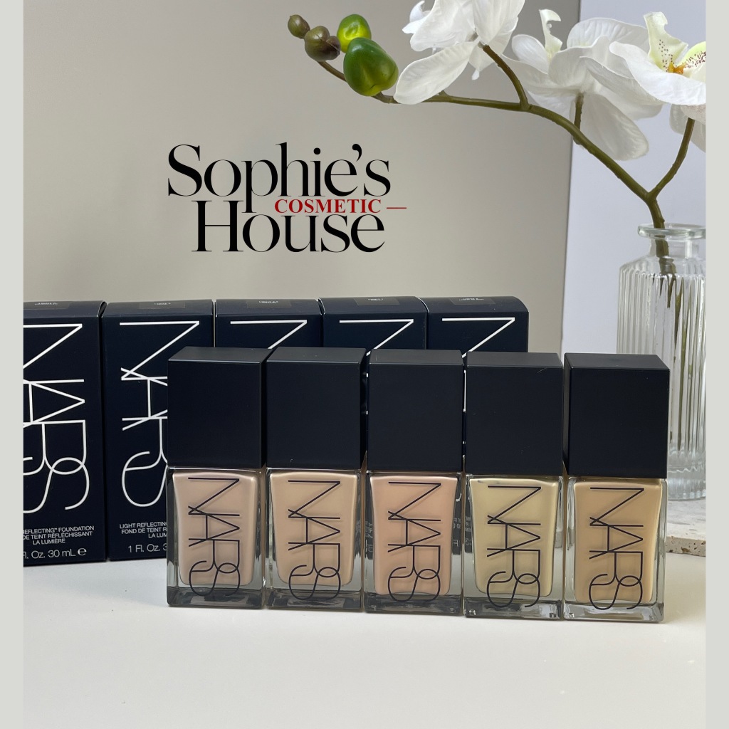 Kem nền NARS Light Reflecting Foundation