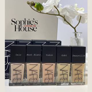 Kem nền NARS Light Reflecting Foundation