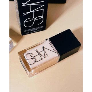 Kem nền Nars Light Reflecting foundation Fond De Teint 10ml và 30ml