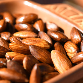 Hạt Hạnh nhân đã rang Sức Khỏe Xanh, nhập khẩu chính hãng từ Úc