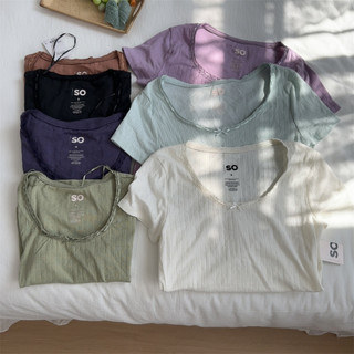 Áo thun cotton nữ cổ tròn rộng, tay ngắn, vải mềm mịn