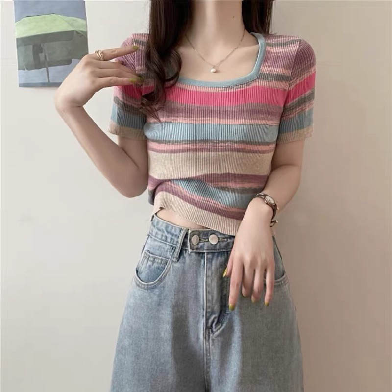 Áo len kẻ mongtoghi cổ vuông phối màu cực xinh AL16