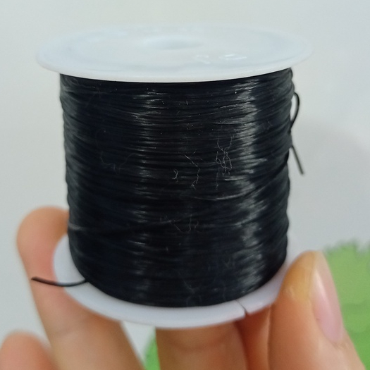 Chỉ đen dùng để nối tóc