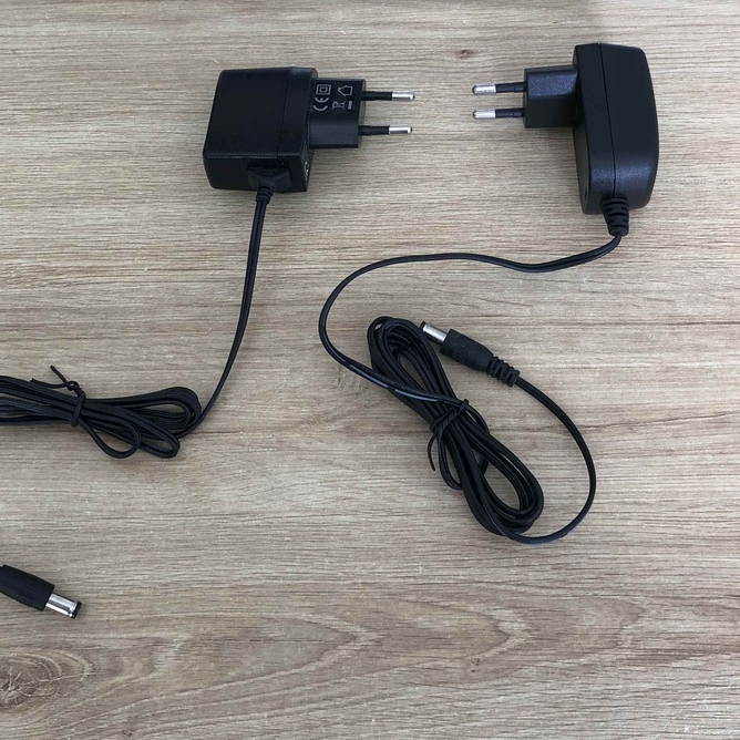 Cục sạc nguồn 12V-1A và 500mA