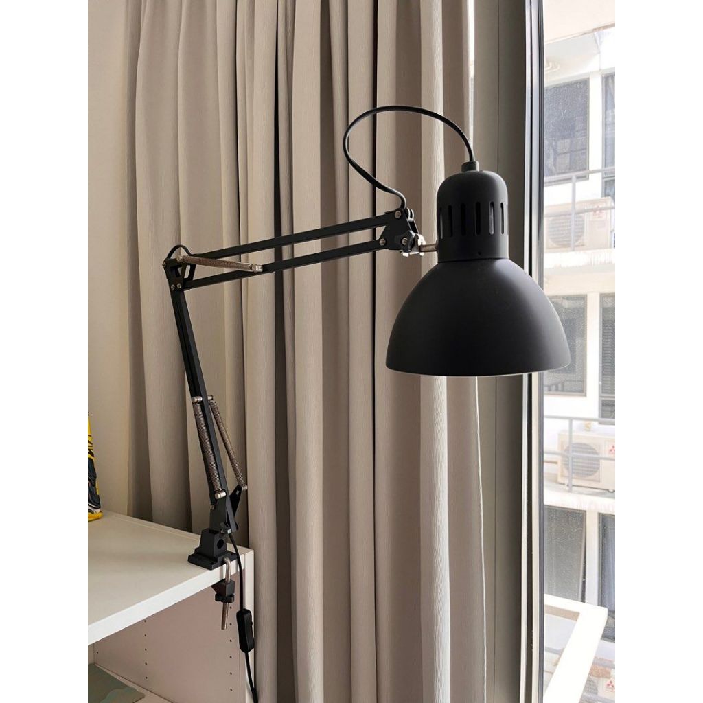 Đèn kẹp bàn Tertial IKEA - đen