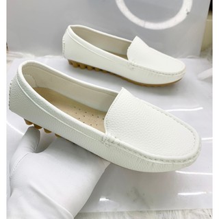 Giày lười nữ màu trắng da mềm êm chân