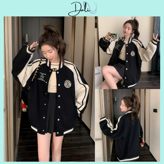 Áo Khoác Bomber Chất Liệu Dạ Ép Phối Tay Thêu Logo Form Rộng Phong Cách Hàn Quốc