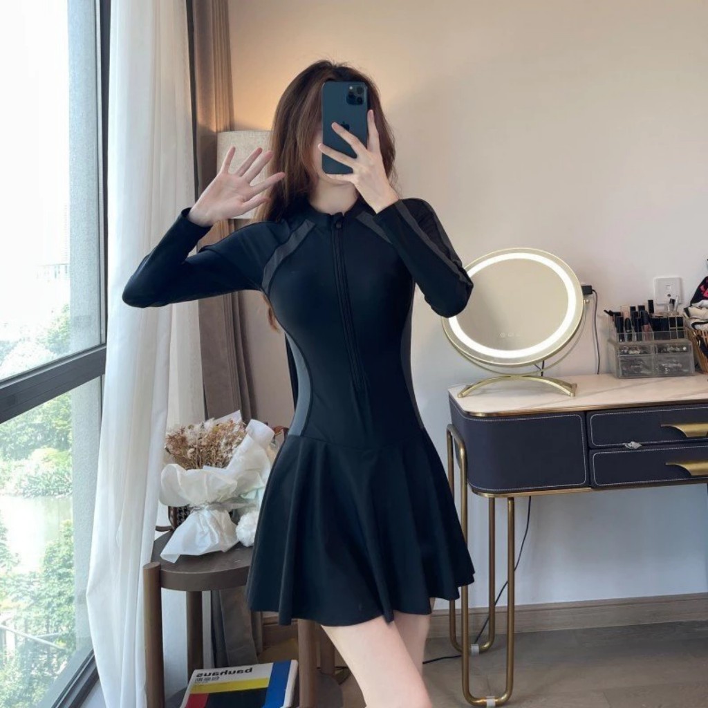 Đồ bơi nữ kín đáo bikini liền thân váy xòe có quần bảo hộ áo khóa kéo màu đen phối xám tay dài ngắn The Sea 010 | BigBuy360 - bigbuy360.vn