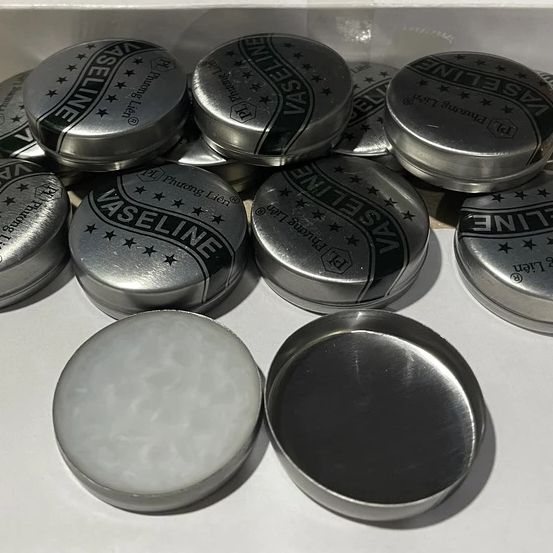 COMBO 2 Kem Dưỡng Ẩm VASELINE Chống Nẻ Da