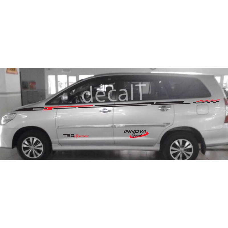 Tem Dán Sườn Xe Innova Mẫu Mới. Tem Dán Sườn Xe Innova (I0024)