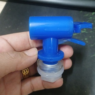 VÒI BÌNH NƯỚC 20 LÍT XANH NHAT .COMBO 10 CÁI
