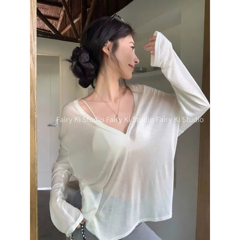 Sẵn- Áo thun mỏng cổ V dài tay form đẹp vải cao cấp ba màu phù hợp mọi lứa tuổi và phong cách hiện đại - Fairy Ki Studio