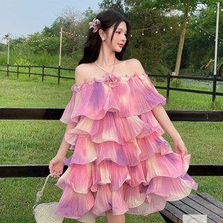 Đầm dự tiệc, váy đi dự tiệc trễ vai bèo 5 tầng màu loang kẹo ngọt form suông xòe ngắn kèm choker hoa thiết kế tiểu thư