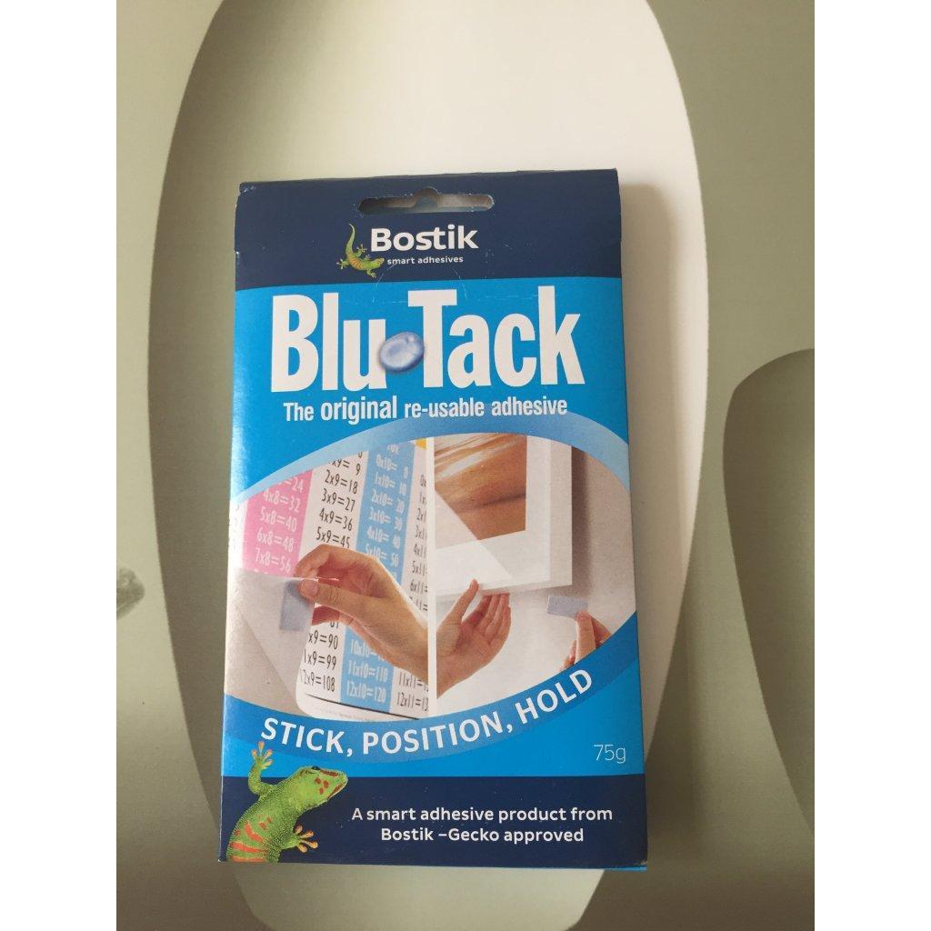 Đất sét dính Blutack 75 gr - 45 gr