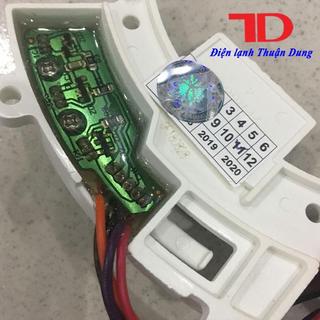 Bộ dò tốc Máy Giặt SANYO D900HT, Mạch đếm tốc độ