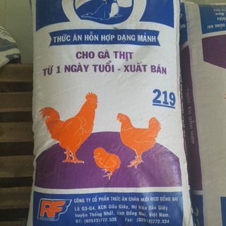 1kg Cám gà Con đạm cao