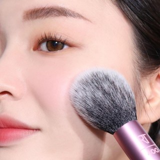 CỌ MÁ HỒNG REAL TECHNIQUES Phiên Bản Mới