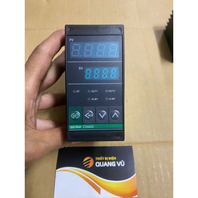 đồng hồ điều khiển nhiệt độ berm CH402-CH102-CH702-CH902 (0-1300 độ c )