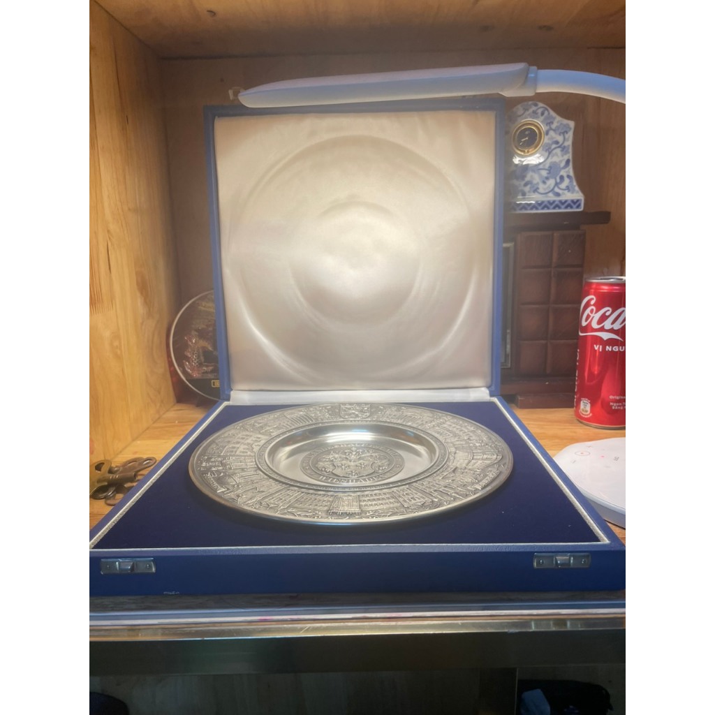 Đĩa kim loại màu bạc cổ hàng hiếm trang trí lâu đài Đức German Pewter Resurrection