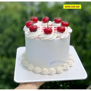 Mô hình bánh kem thân gân giả kem quả cherry đỏ