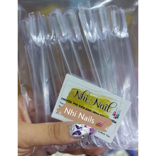 Móng que vuông dùng học nail.