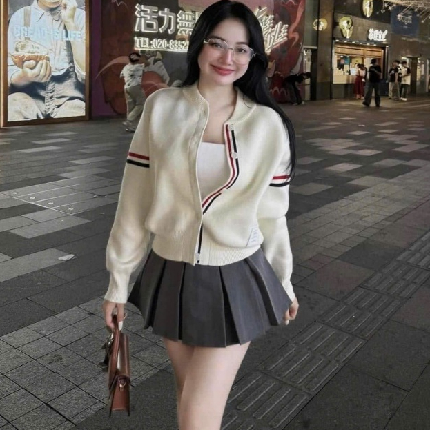 Áo Khoác Len Nữ, Áo Cardigan Len Nữ Khuy Viền Đỏ Đen Siêu Xinh, Áo Len Cadigan Thom.E Brown Cực Hot 2025 Hàng Loại 1 | BigBuy360 - bigbuy360.vn