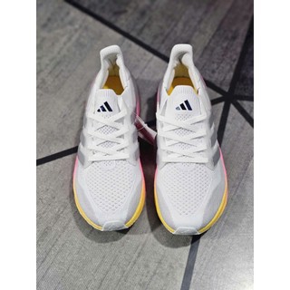 GIÀY A.D.I.D.A.S ULTRABOOST Light 5X  FULL BOX