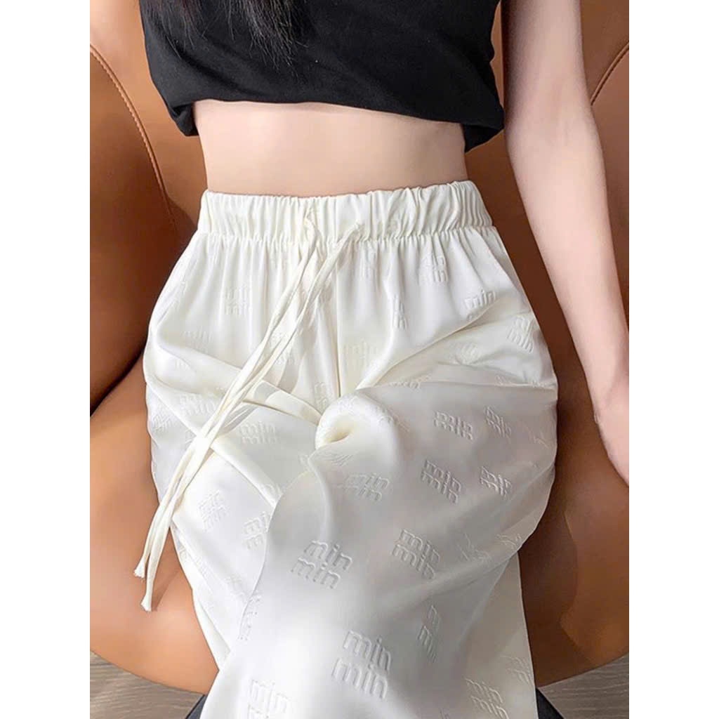 (Mã 122) Quần lụa ống rộng dáng dài suông dập chìm chữ min cho nữ Mùa Hè Miu Siêu Đẹp Hàng Chuẩn Đen/ hồng/ trắng kem