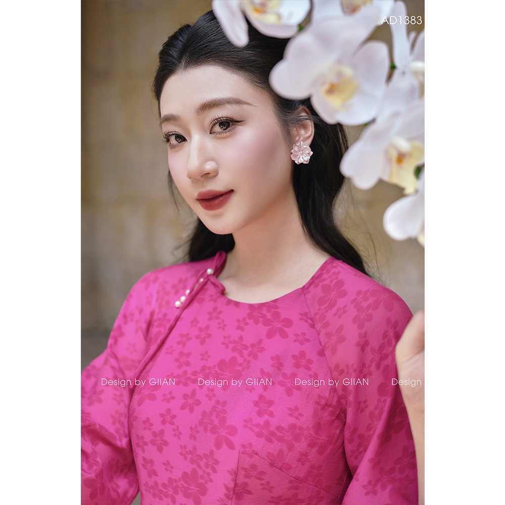 Áo dài cách tân nữ hoa nhí Giian dáng suông 4 tà thiết kế cổ tròn tay loe họa tiết in nổi đính nơ ngọc thủ công AD1383 | BigBuy360 - bigbuy360.vn