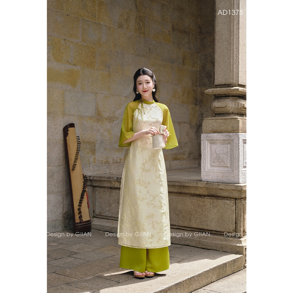 Áo dài cách tân nữ Giian 4 tà dáng suông thiết kế tay loe cổ tròn lệch đính nơ họa tiết hoa in nổi cao cấp AD1378 | BigBuy360 - bigbuy360.vn