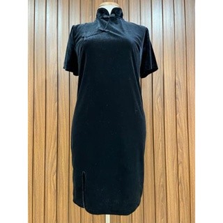 BÉO thanh lý - Đầm kiểu cổ tàu xẻ tà bymo - Size M
