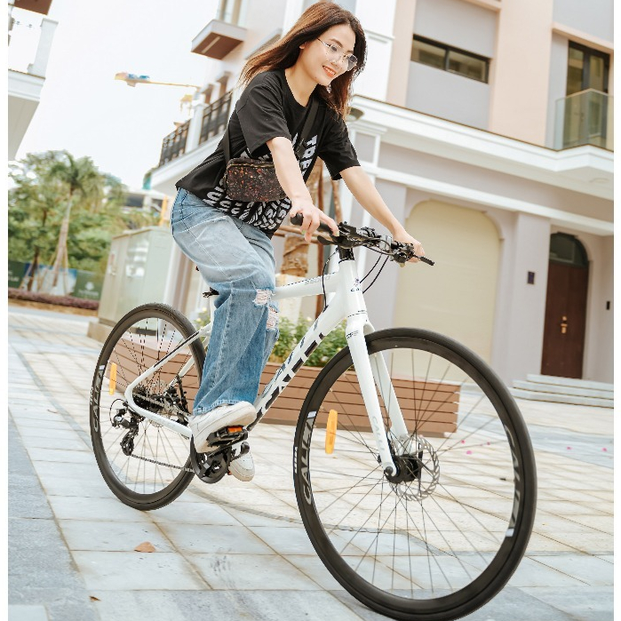Xe đạp Touring CALLI S5000, Khung hợp kim nhôm AL6061, Tay đề Shimano 24 tốc độ, phanh dầu Shimano.