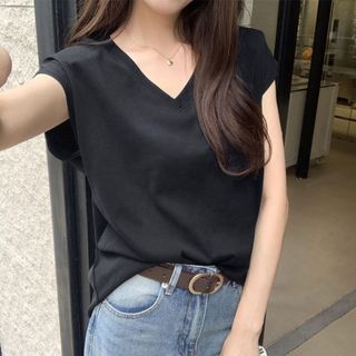 Áo thun Bigsize nữ 50-100kg tay hến cổ tim chất vải cotton mát form áo rộng dành cho nàng chuppy A60