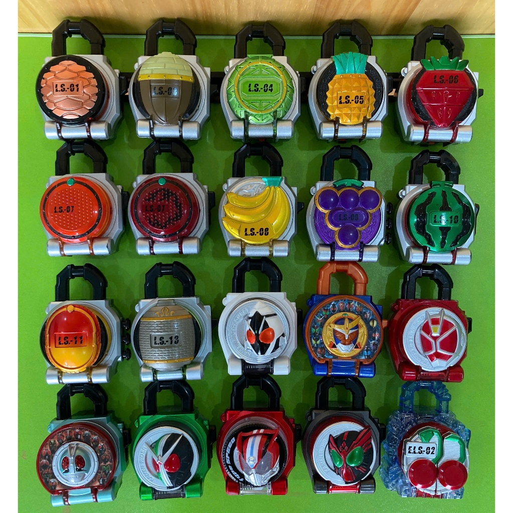Bandai chính hãng - Đồ chơi siêu nhân Lockseed Gaim DX - Không kèm pin
