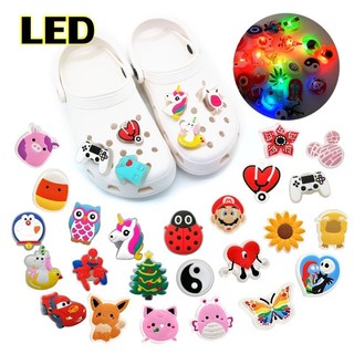 Sticker Gắn Dép Nhấp Nháy Jibbitz Dép Cross Đèn Led, Phụ Kiện Trang Trí Dép Có Đèn Siêu Xinh [ STICKER ĐÈN ]