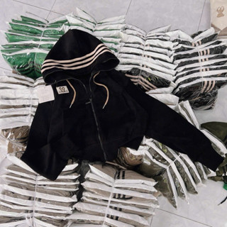 Áo Khoác Gân Tăm Len  Viền Thêu Logo Gấu Chống Nắng Khoá Kéo Cao Form Lửng 40-65kg Nữ Top Women