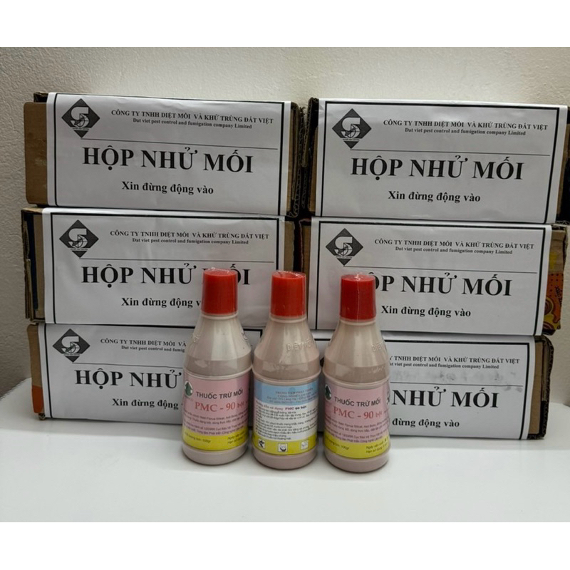 Bộ sản phẩm diệt mối tận gốc (3 lọ thuốc diệt mối PMC 90 và 6 hộp nhử mối)
