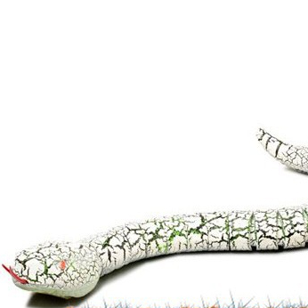 Rắn đuôi chuông điều khiển từ xa