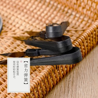 Kéo bấm chỉ nhựa đen - hiệu con ó