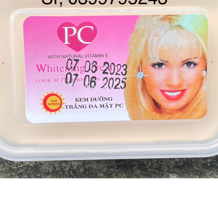 Kem Body Cốt Dưỡng Trắng Da P.C 100g