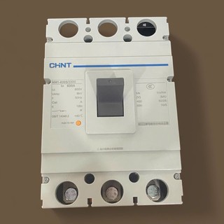 Attomat 3 pha CHINT NM1-630S/3300 - MCCB 3P 630A