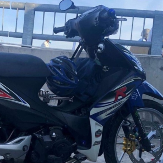 Tem Rời Axelo 125 Trắng Phối Xanh Gp