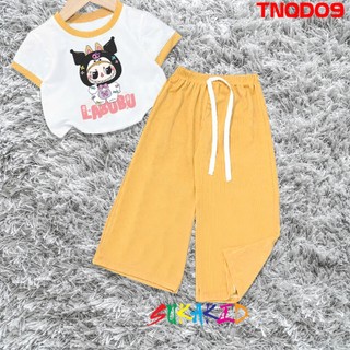 Bộ đồ tay ngắn quần ống rộng thun gân hình in labubu cho bé 6kg đến 30kg.TNQD09.